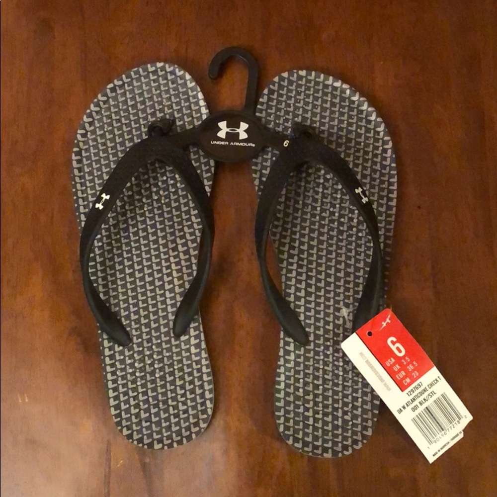 under armour flip flops